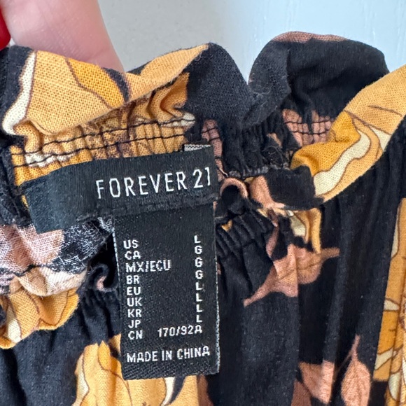 Forever 21 Black and Yellow Floral Maxi Dress - Picture 2 of 7